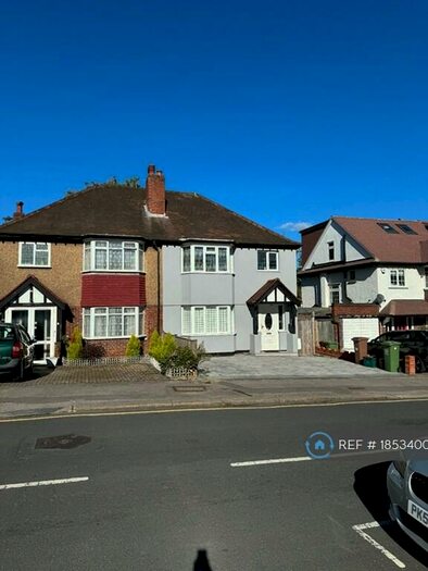 3 Bedroom Semi-Detached House To Rent In Mulgrave Road, Cheam, Sutton, SM2