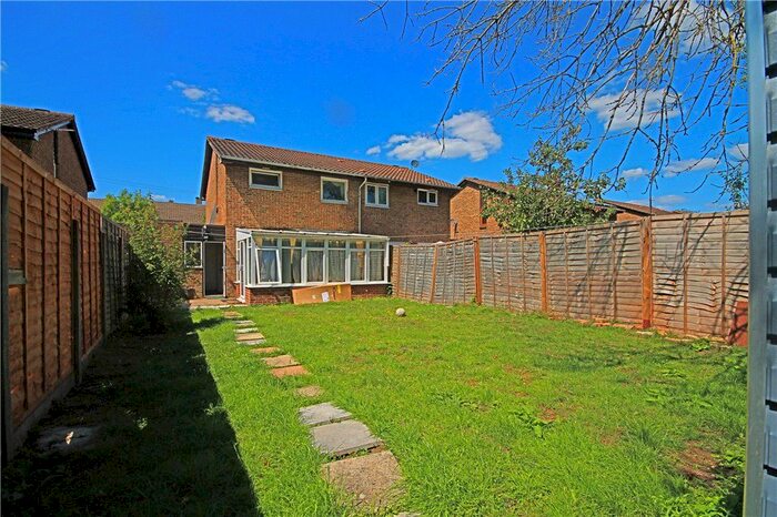 3 Bedroom Terraced House To Rent In Middlesex Road, Mitcham, CR4