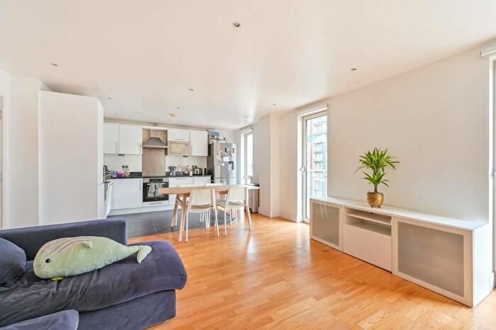 4 Bedroom Flat To Rent In Indescon Square, London, E14
