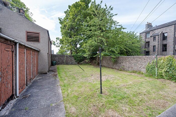 1 Bedroom Flat To Rent In Seaforth Road, Aberdeen, AB24