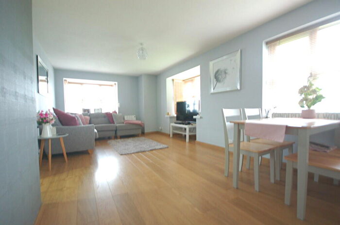 2 Bedroom Apartment To Rent In Mythop Road, Blackpool, FY4