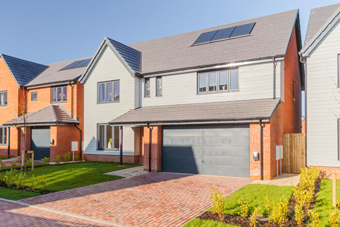 5 Bedroom Detached House For Sale In Lawrence Avenue, Shrivenham, SN6