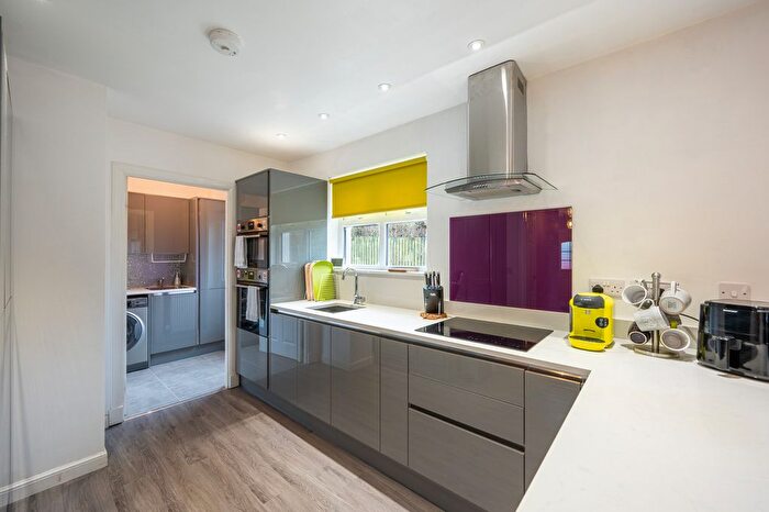 4 Bedroom Detached House For Sale In Old Smithy, Springside, Irvine, KA11