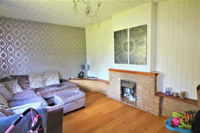 3 Bedroom Semi-Detached House To Rent In Conygre Grove, Filton, Bristol, BS34