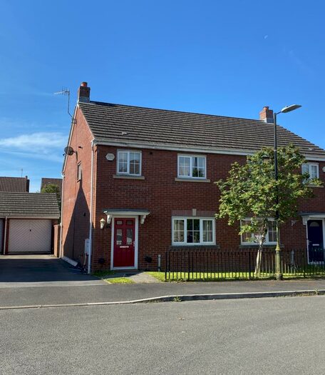 3 Bedroom House To Rent In Y Llanerch, Pontlliw, Swansea, SA4