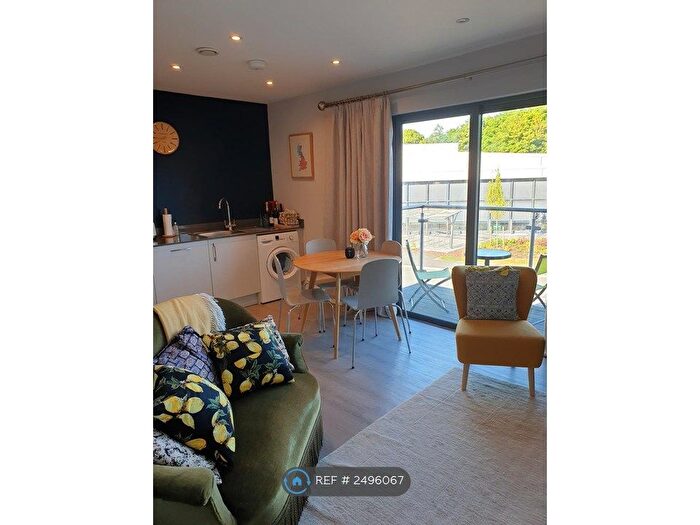 1 Bedroom Flat To Rent In North Street, Horsham, RH13