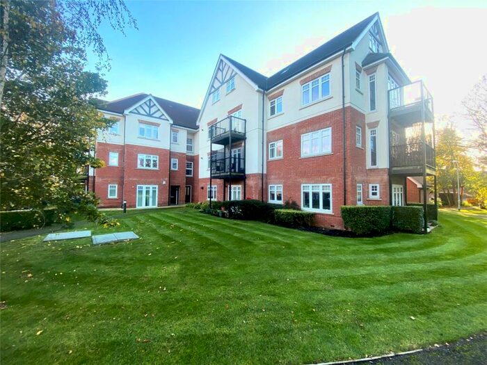 2 Bedroom Apartment To Rent In Bhamra Gardens, Maidenhead, Berkshire, SL6