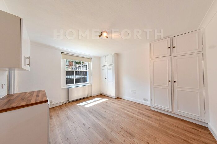 Studio To Rent In Belsize Road, South Hampstead, NW6