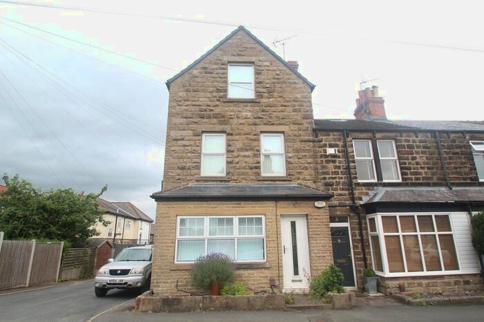 2 Bedroom Flat To Rent In Wharfedale Place, Harrogate, North Yorkshire, Uk, HG2