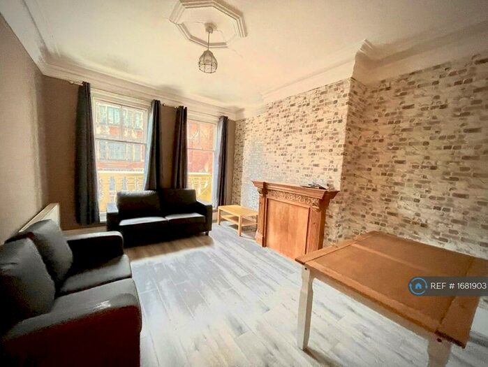 2 Bedroom Flat To Rent In London Road, Leicester, LE2