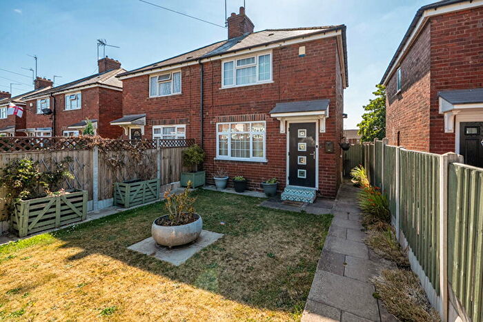2 Bedroom Semi Detached House For Sale In Clifford Road, West Bromwich, B70