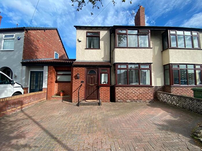3 Bedroom Semi-detached House For Sale In Rothesay Drive, Liverpool, L23