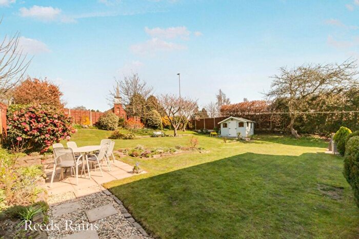 4 Bedroom Detached House For Sale In Padgbury Close, Astbury Marsh, Congleton, Cheshire, CW12