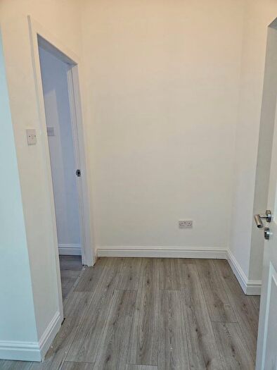 2 Bedroom Flat To Rent In Bradewell Street, Walton, L4