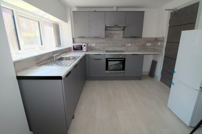 1 Bedroom Apartment To Rent In Fylde Road, Unit Apt Student Village-Fm, Preston, Lancashire, PR1
