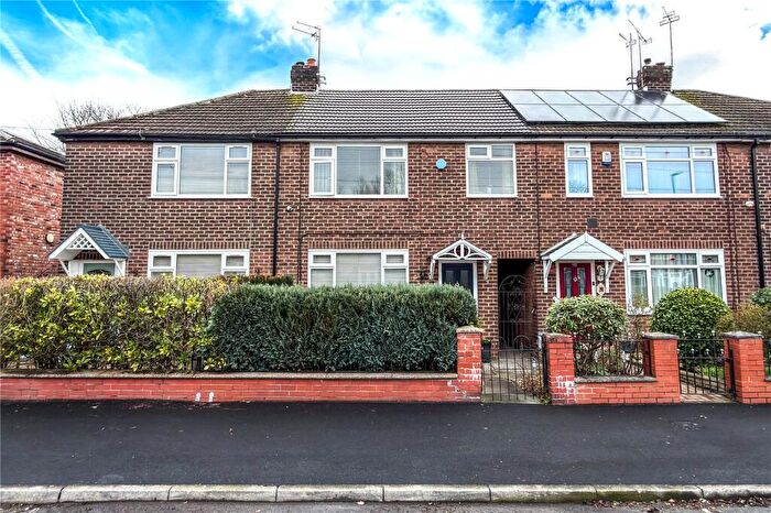 3 Bedroom Town House For Sale In Parkfield Road North, New Moston, Manchester, M40