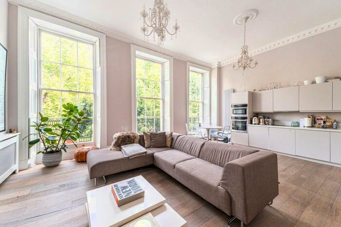 1 Bedroom Flat To Rent In Dorset Square, Marylebone, London, NW1