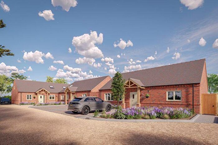 2 Bedroom Bungalow For Sale In Cakebole Lane, Chaddesley Cortbett, DY10