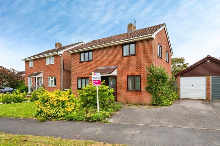 4 Bedroom Detached House For Sale In Tees Farm Road, Colden Common, Winchester, SO21