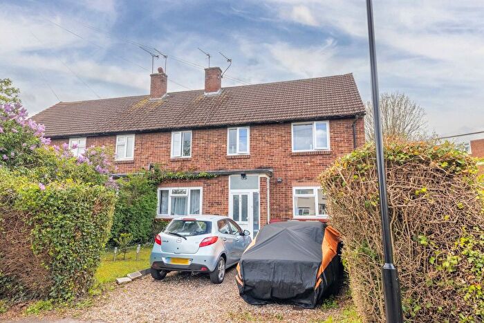 2 Bedroom Maisonette For Sale In Thirlmere Avenue, Burnham, SL1