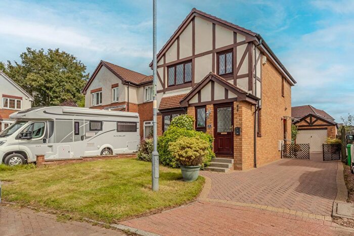 3 Bedroom Detached Villa For Sale In Glenluce Gardens, Moodiesburn, G69
