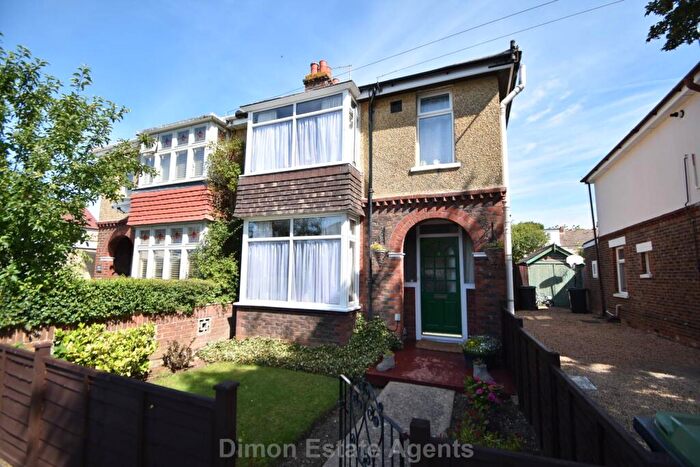3 Bedroom Semi-Detached House For Sale In Strathmore Road, Gosport, PO12