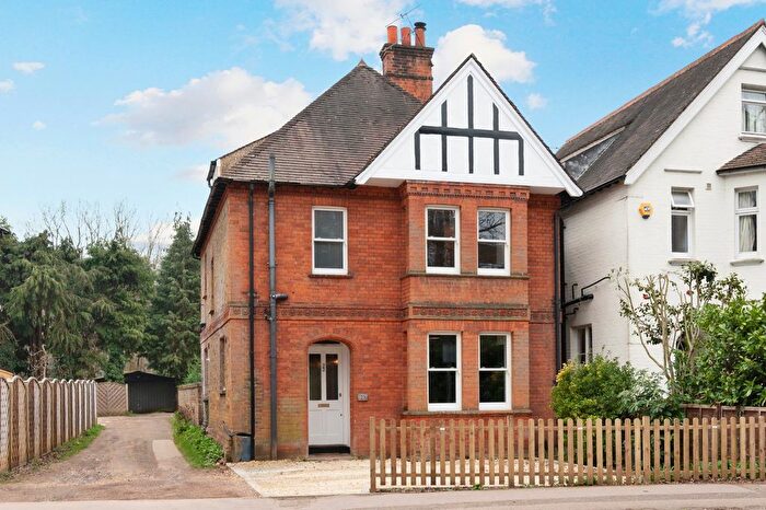 5 Bedroom Detached House For Sale In Station Avenue, Walton-On-Thames, KT12