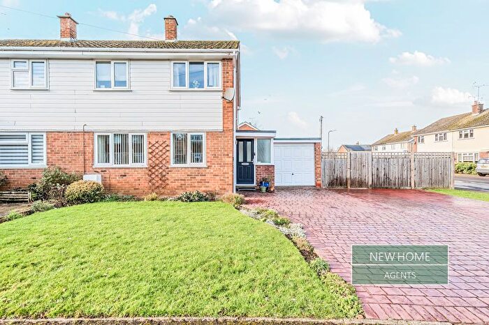 3 Bedroom Semi Detached House For Sale In Oak Road, Five Oak Green, Tonbridge, TN12