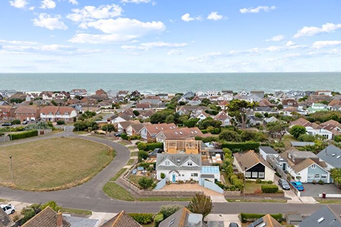 4 Bedroom Detached Bungalow For Sale In Seafield Close, East Wittering, PO20