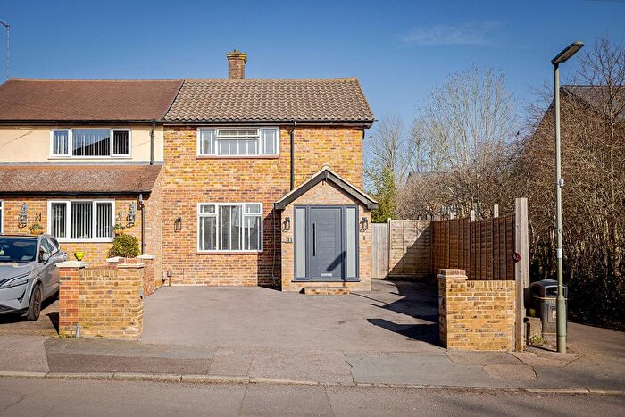 2 Bedroom Semi Detached House For Sale In Mansfield Drive, Merstham, RH1