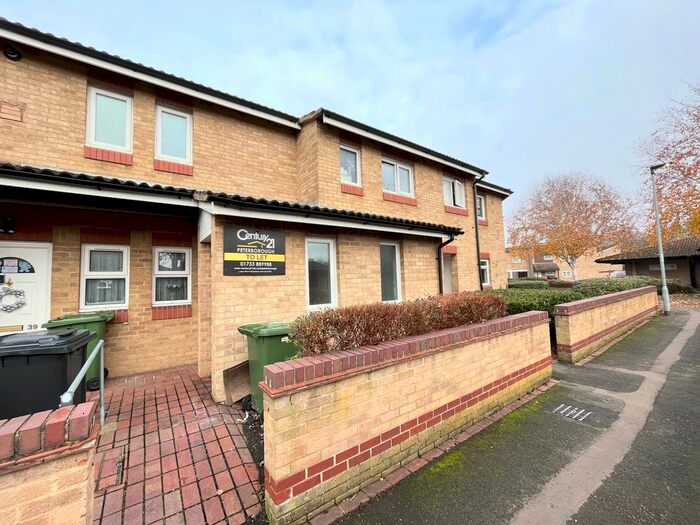 2 Bedroom Maisonette To Rent In Copeland, Bretton, Peterborough, PE3