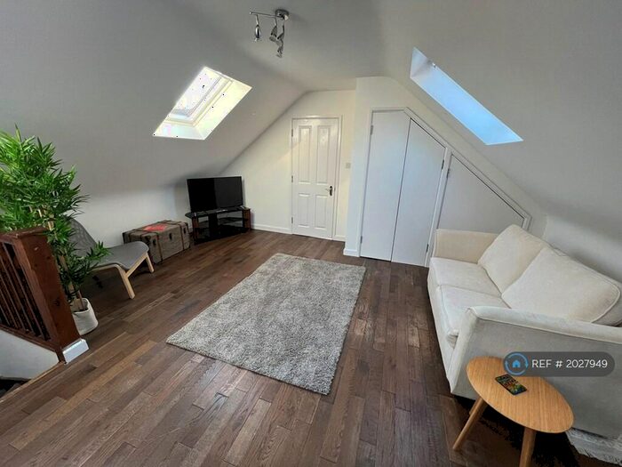 1 Bedroom Flat To Rent In Ascham Road, Bournemouth, BH8