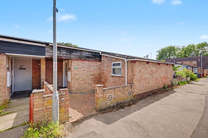4 Bedroom Terraced Bungalow For Sale In Cheshunts, Basildon, SS13