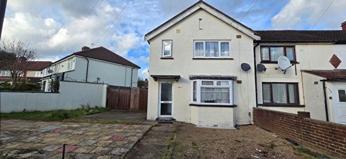 1 Bedroom House To Rent In Stoneleigh Avenue, Enfield, EN1