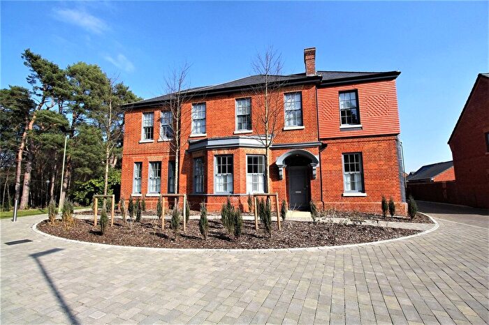 2 Bedroom Flat For Sale In Amherst Place, Bordon, Hampshire, GU35