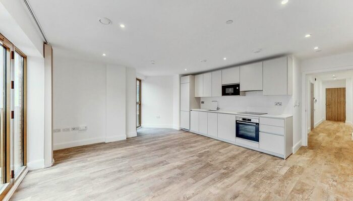 2 Bedroom Flat To Rent In Monarch Apartments, High Road, Willesden, NW10
