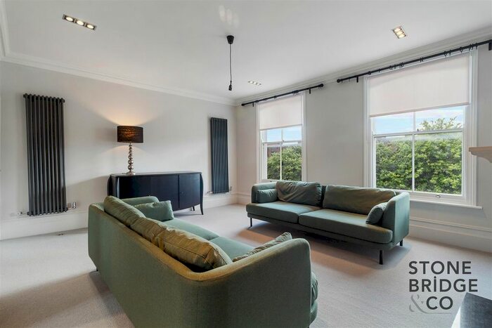 2 Bedroom Flat To Rent In Highgate Road, London, NW5