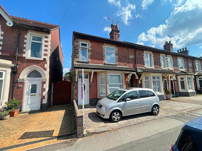 4 Bedroom End Of Terrace House For Sale In Outwoods Street, Horninglow, Burton-on-Trent, DE14