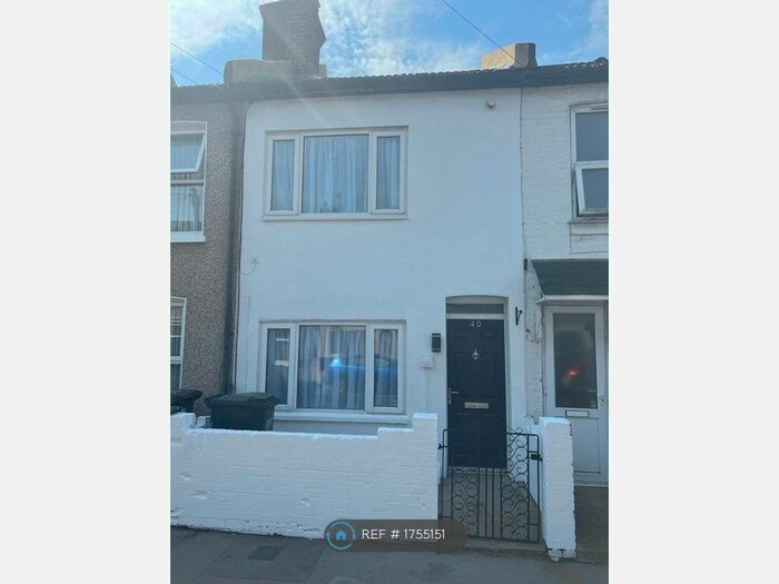 2 Bedroom Terraced House To Rent In Theobald Road, Croydon, CR0