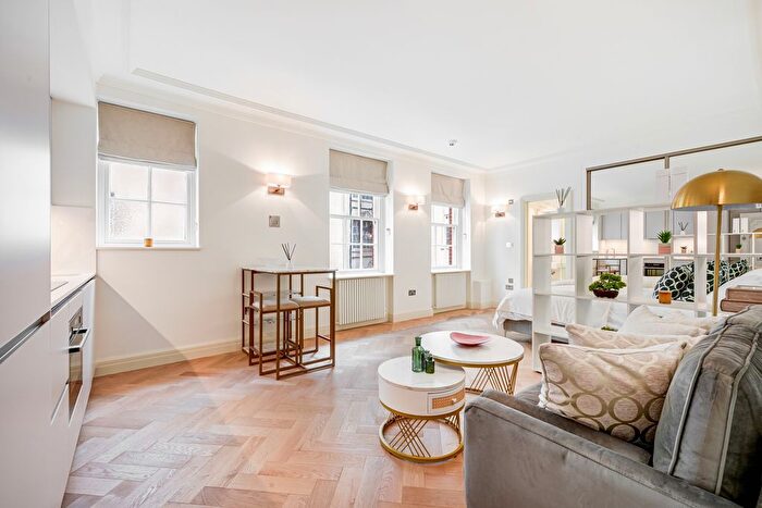 Studio To Rent In Upper Brook Street, Mayfair, W1K