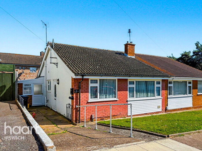 2 Bedroom Semi-Detached Bungalow For Sale In Janebrook Road, Ipswich, IP2