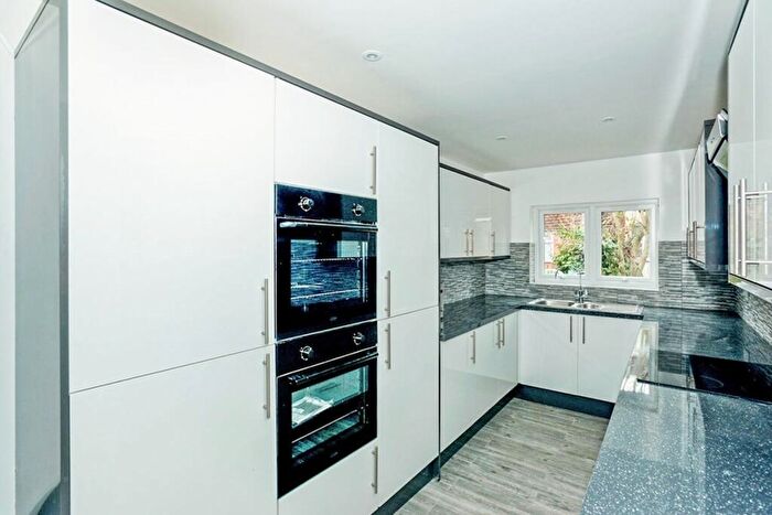 7 Bedroom Terraced House To Rent In Telephone Road, Southsea, Hampshire, PO4