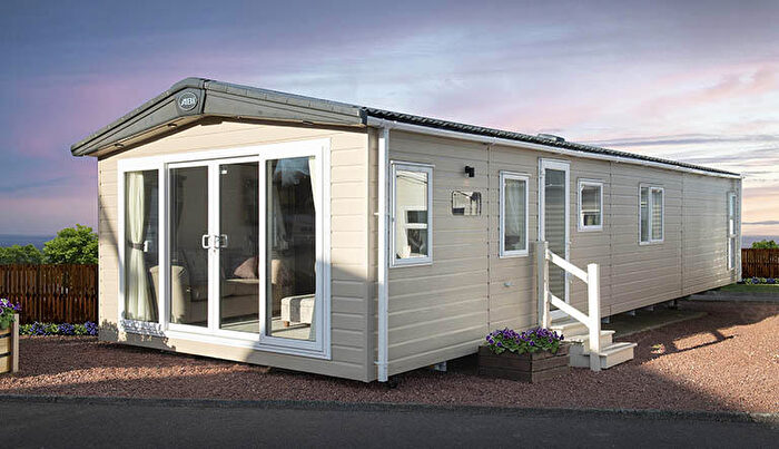 2 Bedroom Park Home For Sale In Breydon Water Holiday Park, NR31