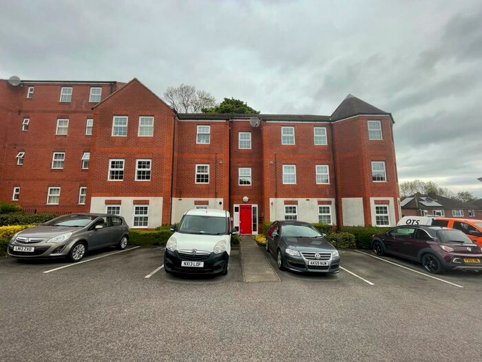 2 Bedroom Flat To Rent In Palmerston Road, Ilkeston, DE7