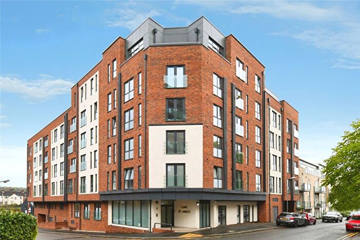 2 Bedroom Flat For Sale In St. James Road, Essex, CM14