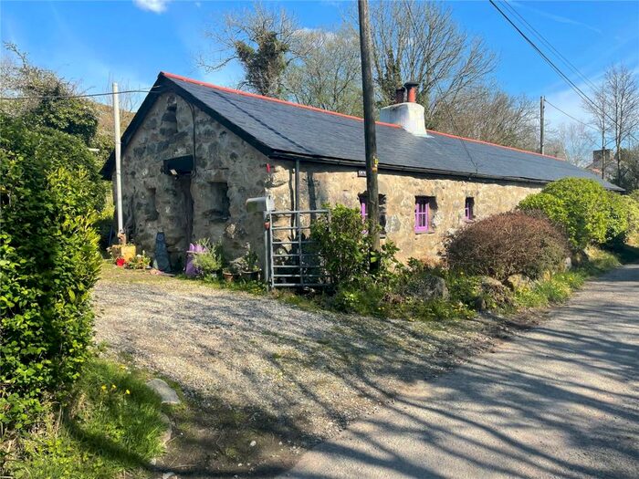 3 Bedroom Detached House For Sale In Tainlon, Clynnogfawr, Caernarfon, Gwynedd, LL54