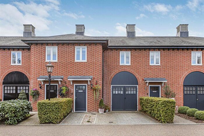 3 Bedroom Terraced House For Sale In Willis Grove, Balls Park, Hertford, SG13