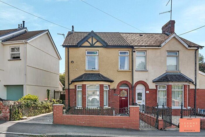 3 Bedroom Semi-Detached House For Sale In Forge Road, Machen, CF83