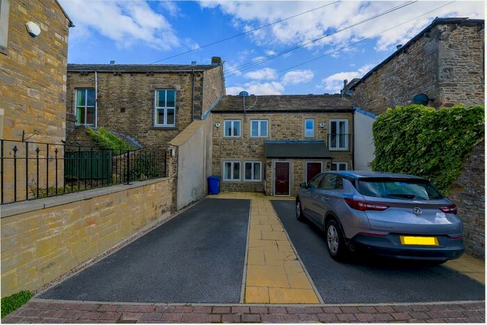 3 Bedroom Terraced House To Rent In St. Robert Court, Gargrave, BD23