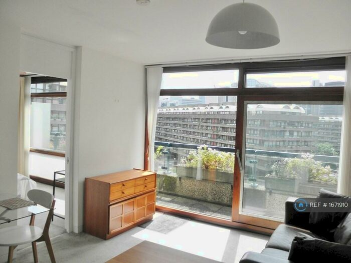 2 Bedroom Flat To Rent In Barbican, London, EC2Y